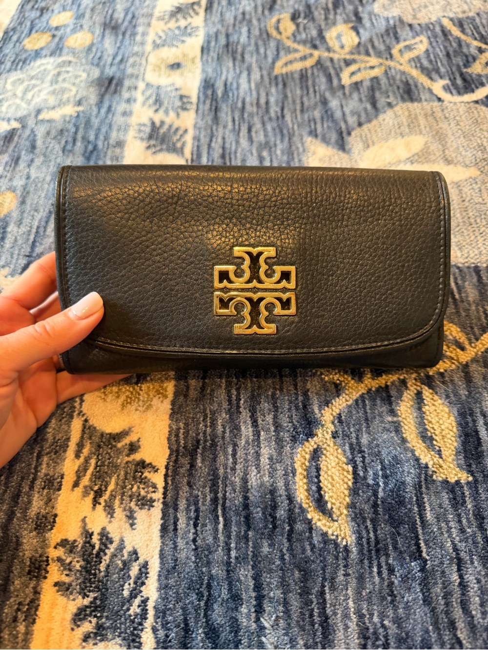 Tory Burch Britten Black Pebbled Leather Continental Flap Wallet Gold Logo